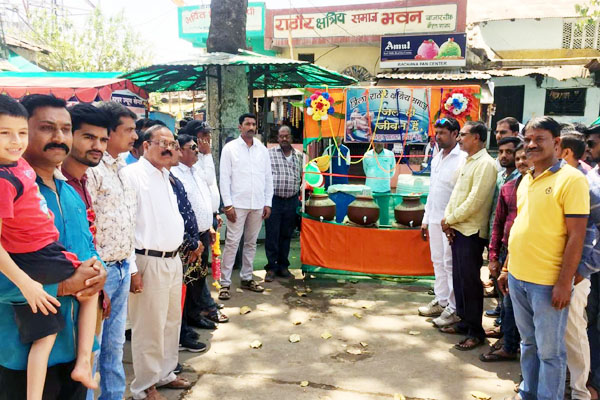 अनिल राठौर ने किया प्याऊ का शुभारंभ , राठौर समाज की 26 इकाईयां लगाएगी प्याऊ