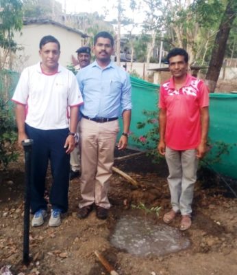 एसपी ने लक्ष्मीतरू का पौधा लगाकर मनाया जन्मदिन , कहा कैं सर के प्रति जागरूकता बढ़ाकर बीमारी को हराया जा सकता है